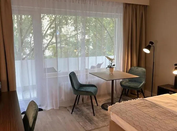 Livingroom Mathildenhoehe アパートホテル 4*